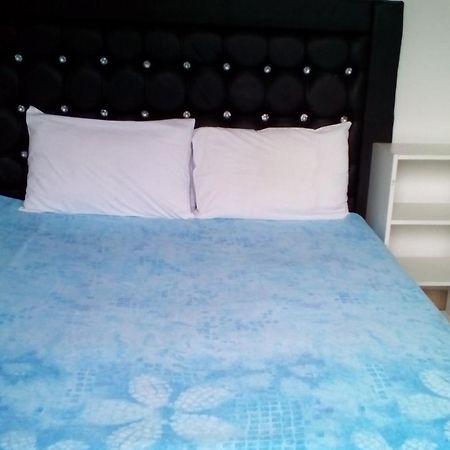 Accoustix Backpackers Hostel Johannesburg Dış mekan fotoğraf